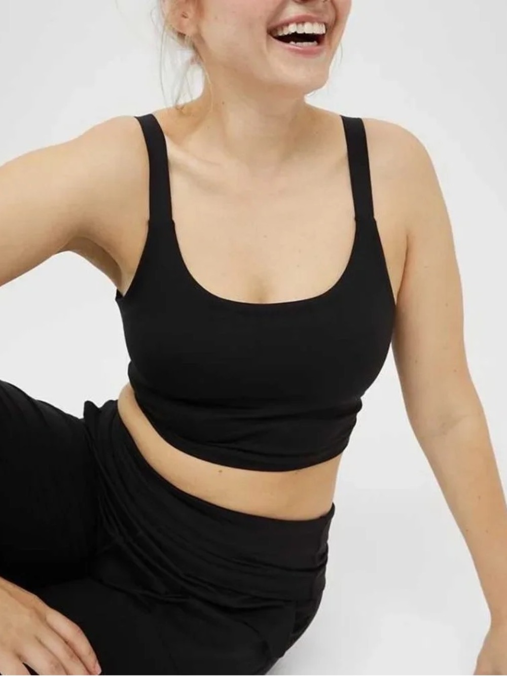 Offline by Aerie • The Hugger Longline Sports Bra black Recharge Least Support